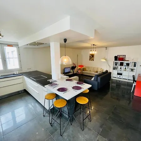 Appartement Cosy Et Proche Cathedrale *